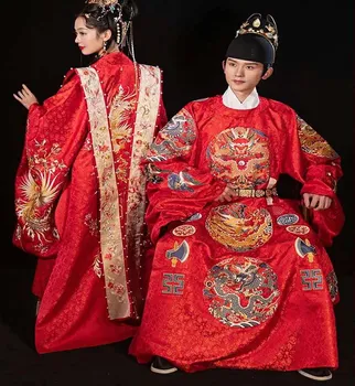 Китайское традиционное красное свадебное платье Мужчины и женщины Косплей Костюм Древняя вышивка Красное платье Ханьфу Халат с круглым вырезом для пар